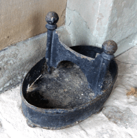 portable boot scraper