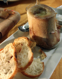 marrowbone served with toast or bread